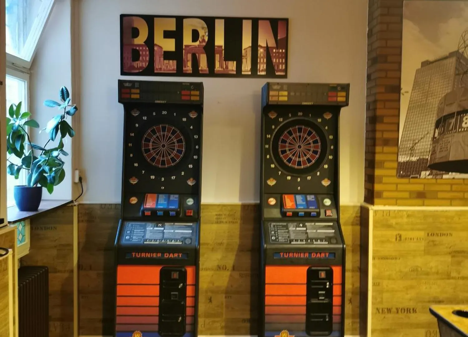 Fewo2-1 Zim Apart-5 Bett-Kueche-Dusche Wc-Parkplatz Berlin